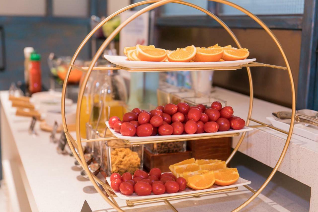 Ibis Styles Shanghai New Hongqiao Hotel Экстерьер фото